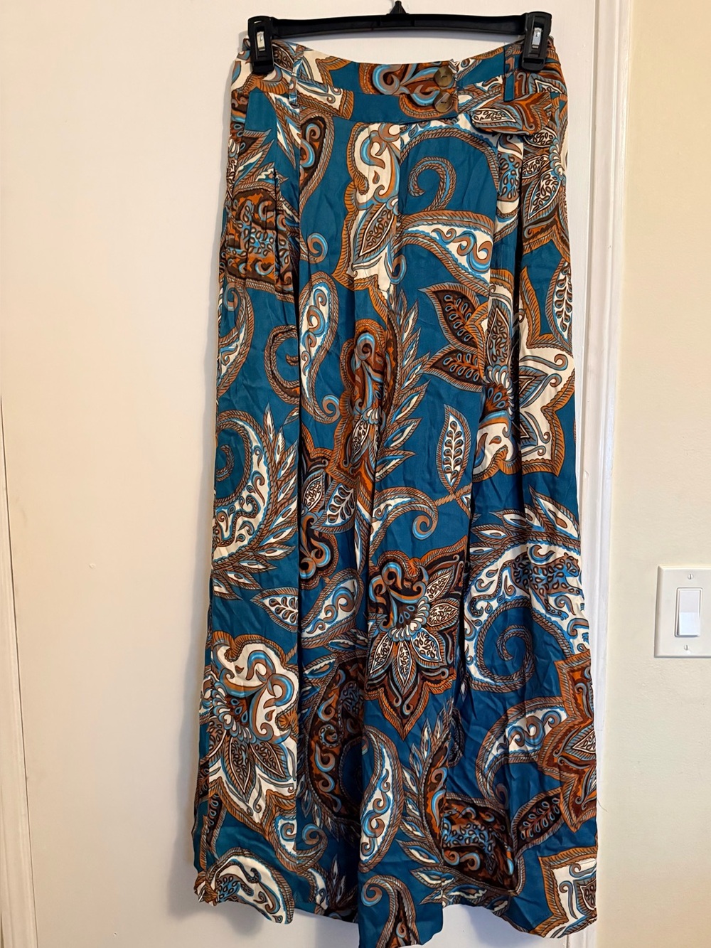 Farm Rio Leopard Paisley Pants - Picture 5 of 14